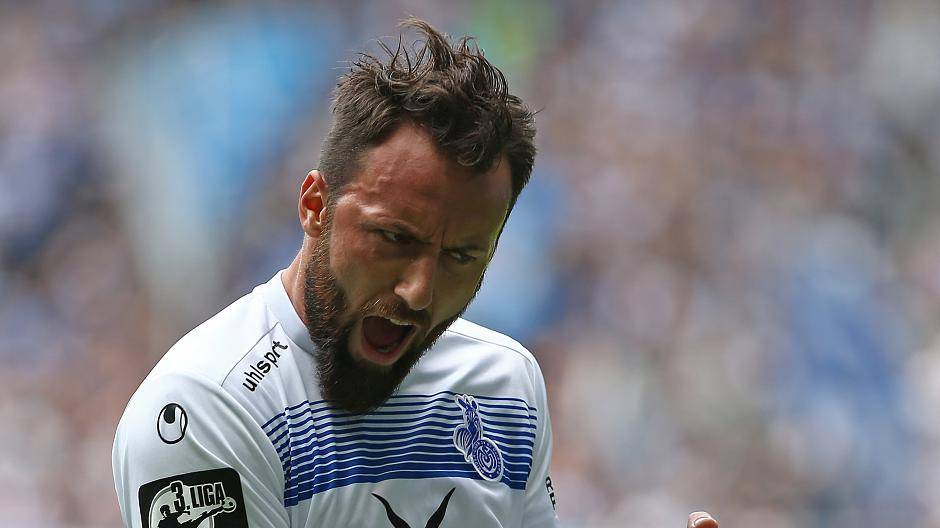 Zlatko Janjic brachte die Zebras mit einem präzisen Kopfball mit 1:0 in...