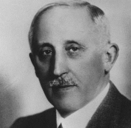 Dr. Isidor Hirschfelder