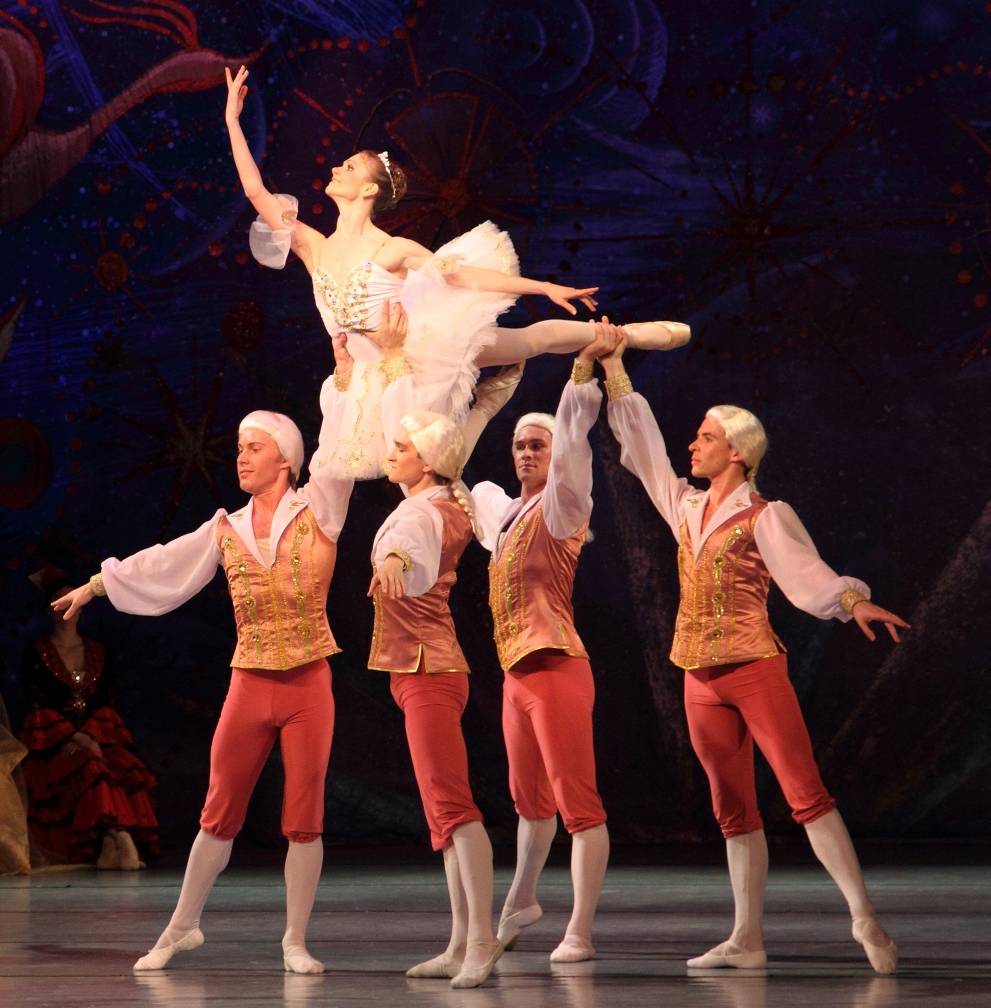 15. Dezember 2016 im Seidenweberhaus Krefeld: „Der Nussknacker“ lässt Kinderträume wahr werden