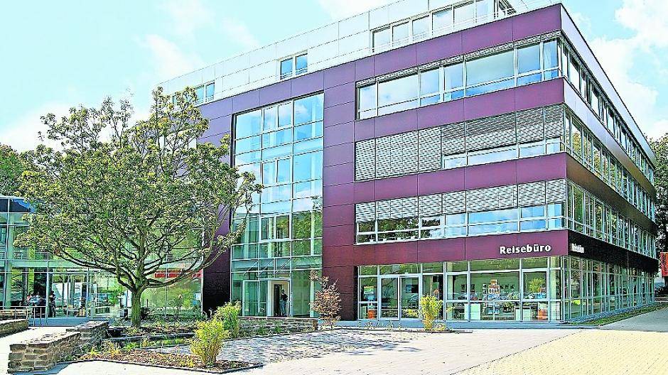 Die Firmenzentrale von schauinsland-reisen im Duisburger Innenhafen wird in den kommenden Jahren weiter wachsen.