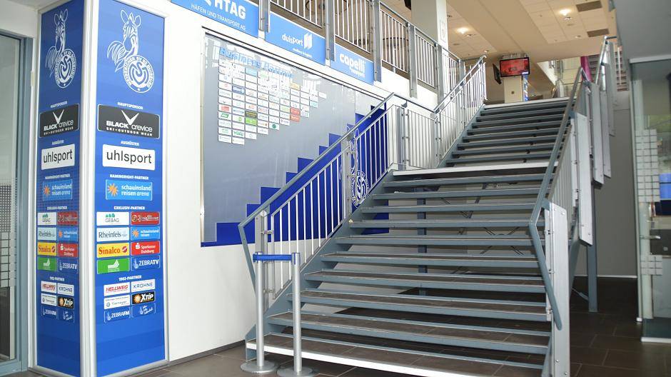Bilderstrecke: Hereinspaziert, hier geht's zum VIP-Bereich des MSV Duisburg