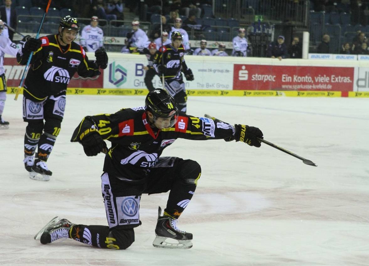 Krefeld Pinguine streben erste Sieg auf fremdem Eis an / Freitag in Straubing, Sonntag in Köln: Pinguine: Wann platzt der Auswärtsknoten?