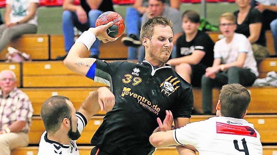  Kevin Kirchner kommt nach ein verletzungsfreier Vorbereitung immer besser in Schwung und traf vier Mal zum Sieg gegen Weiden. 