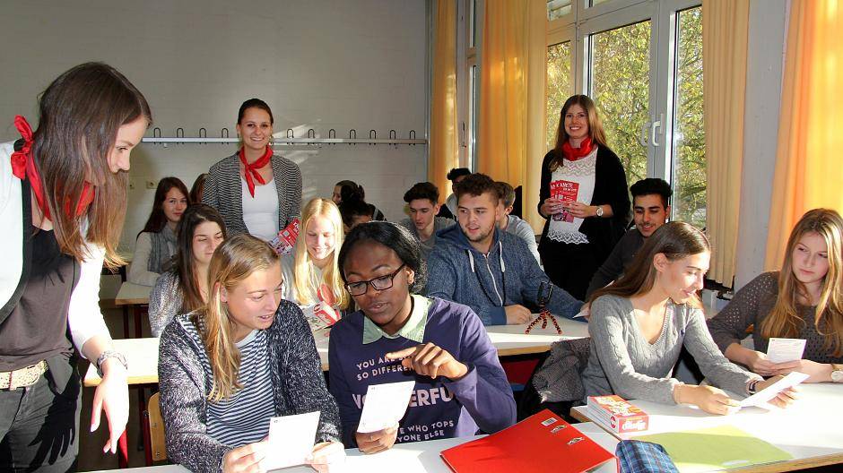 Kelly und Co. wollen die 1.000 Euro