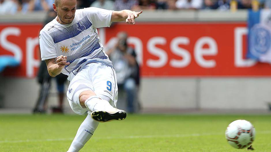 Viel Engagement, geht intensiv in die Zweikämpfe und macht in der Vorbereitung, so wie...