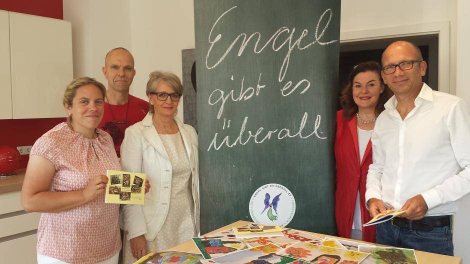 Kitakinder malen für den guten Zweck