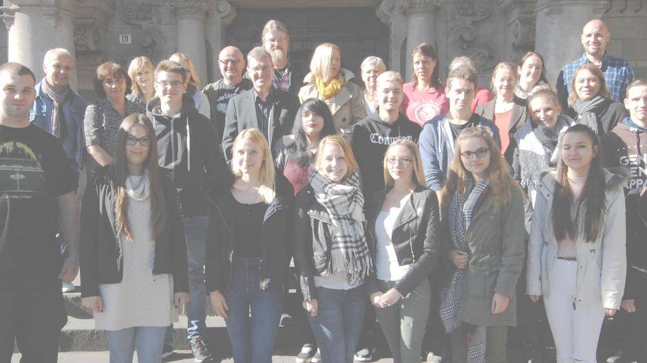 16 Bundesfreiwillige wurden am Mittwoch im Rathaus durch den Dezernenten für Familie, Bildung und Kultur, Thomas Krützberg, und weiteren Mitarbeitern begrüßt.