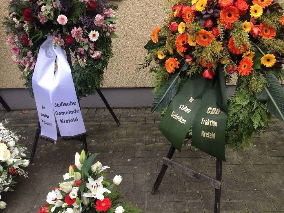 Trauerfeier in Krefeld: Bewegender Abschied von Uli Hahnen