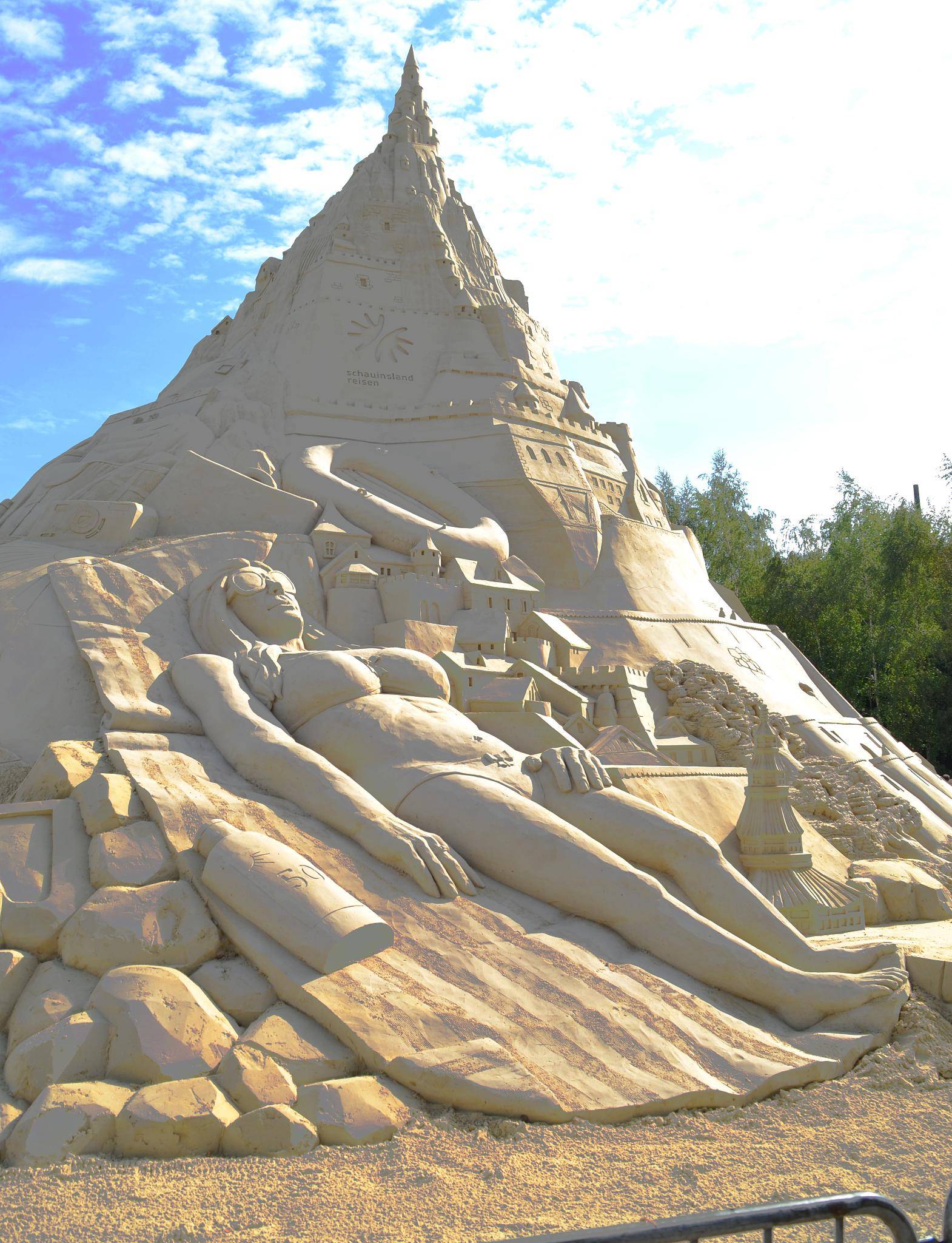 Allein schon die Gestaltung ist...