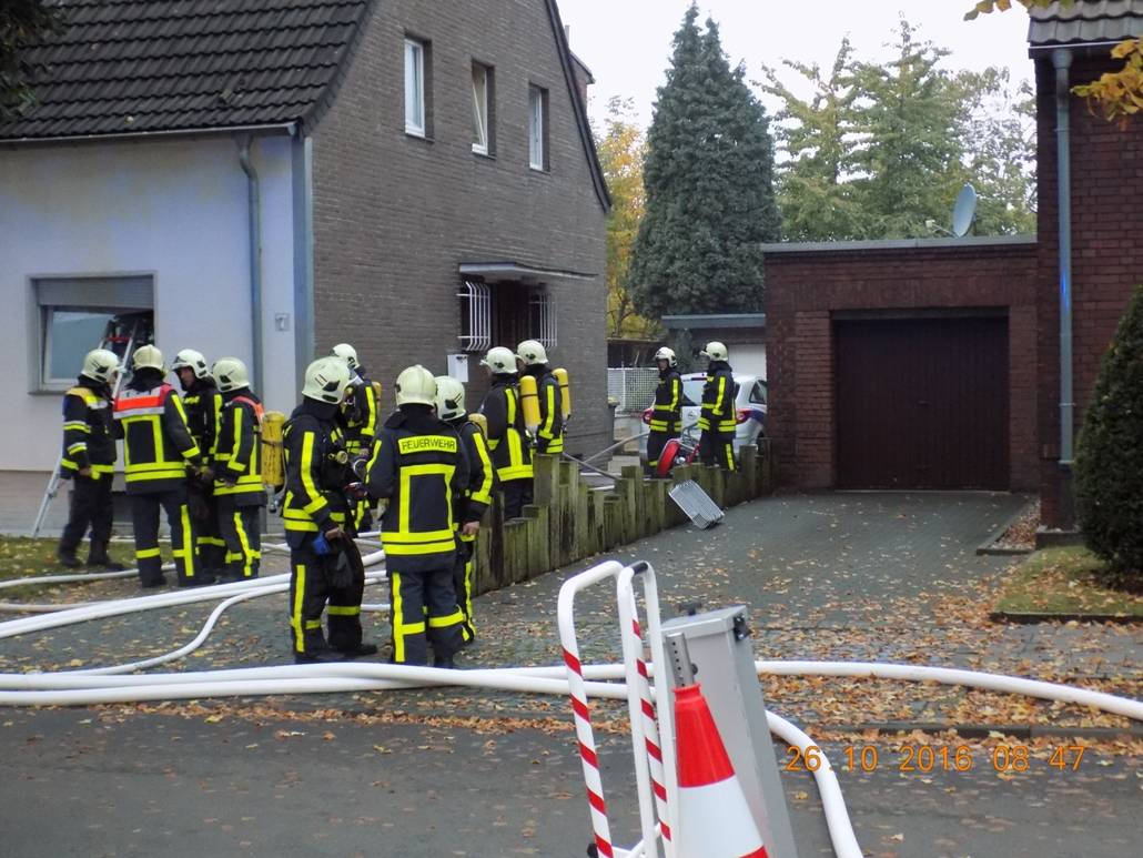Doppelhaushälfte nach Brand im Keller nicht bewohnbar: Kellerbrand auf der Malmedystraße