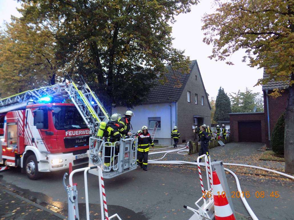 Doppelhaushälfte nach Brand im Keller nicht bewohnbar: Kellerbrand auf der Malmedystraße