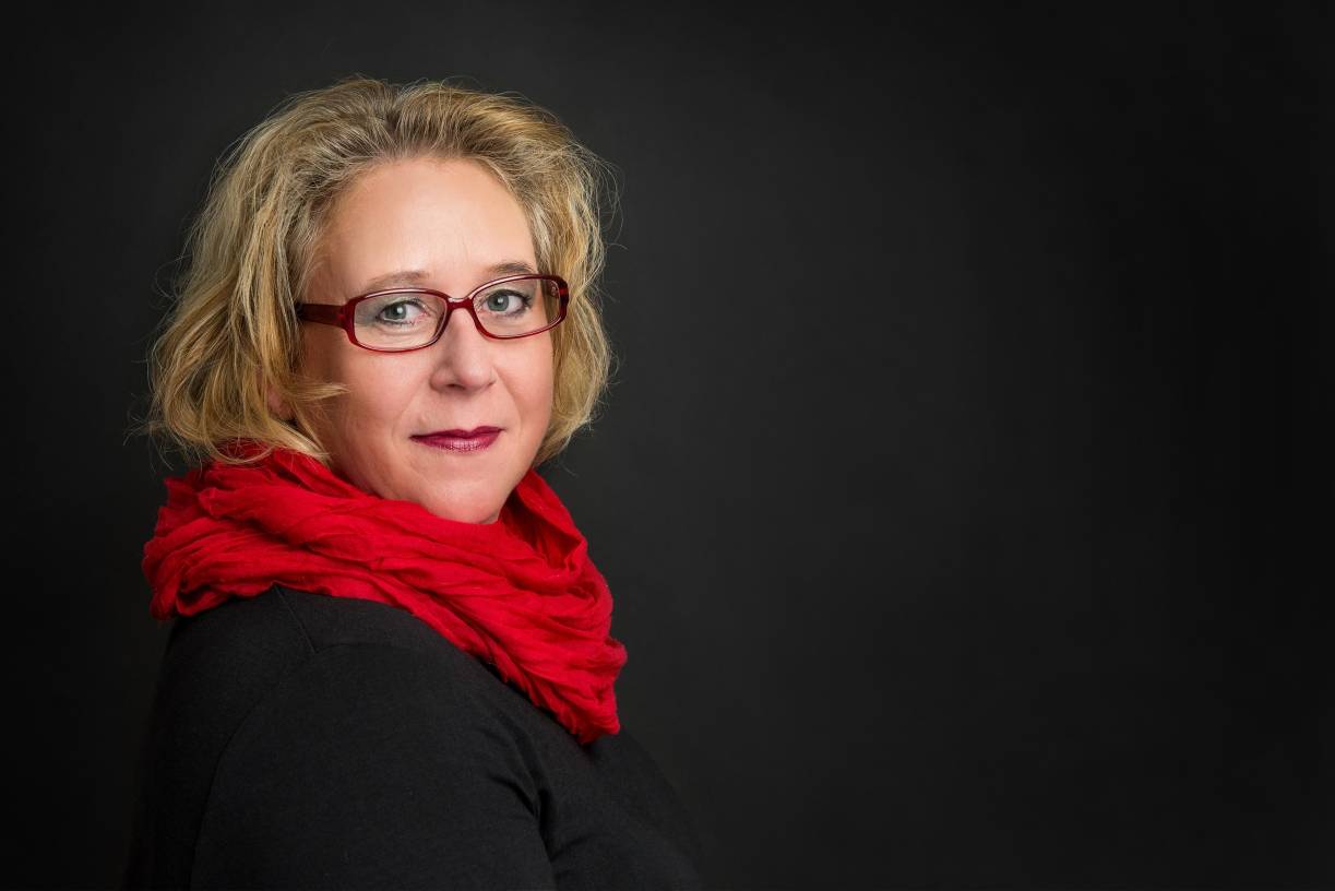 Katzenliebhaberin liest spannende Geschichten über Fellnasen: Alles für die Katz’ - von wegen!