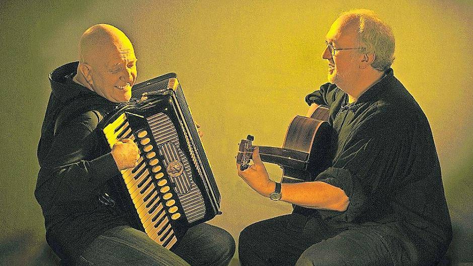 Leuchter& Melrose live im Ledigenheim