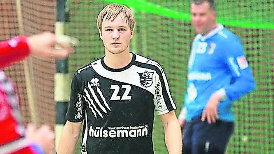 Lukas Plaumann hat ein Zeichen gesetzt: Der 23-Jährige verlängert seinen Vertrag bei den OSC Löwen um zwei Jahre.