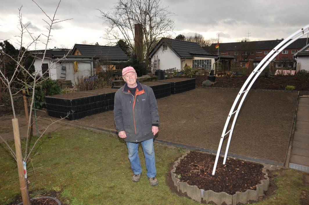 Im Garten von Paul Weidinger wartet schon alles auf die Neubepflanzung. Der Kleingärtner freut sich schon auf das eigene Gemüse.