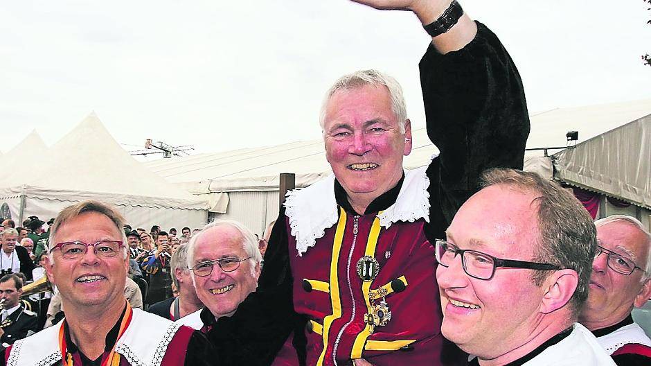 Ein Königshaus voller Landsknechte