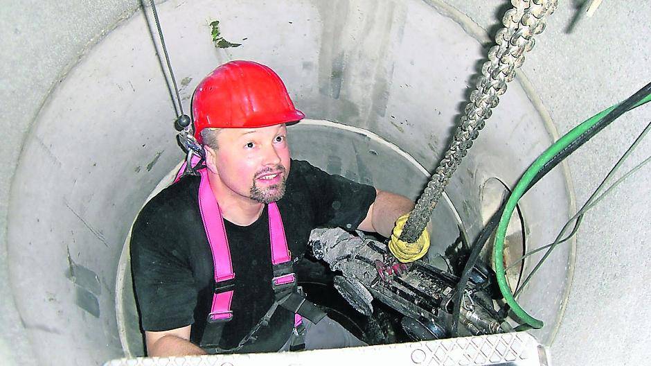  Seriöse Kanalreinigungsbetriebe bieten einen kompetenten Service zu fairen Preisen — und wehren sich gegen einige „schwarze Schafe“ in ihrer Branche. 