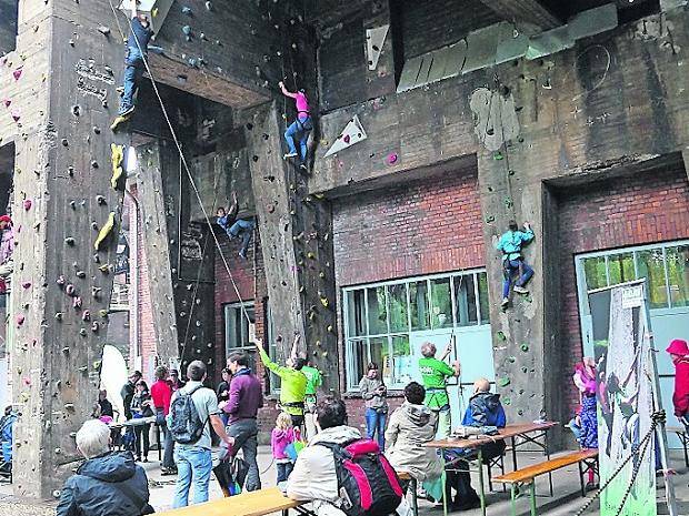 Klettern mit Hochofen-Panorama