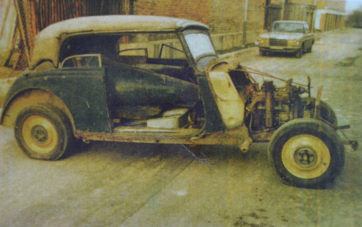  So sah der Daimler Benz vor der Restaurierung aus. 