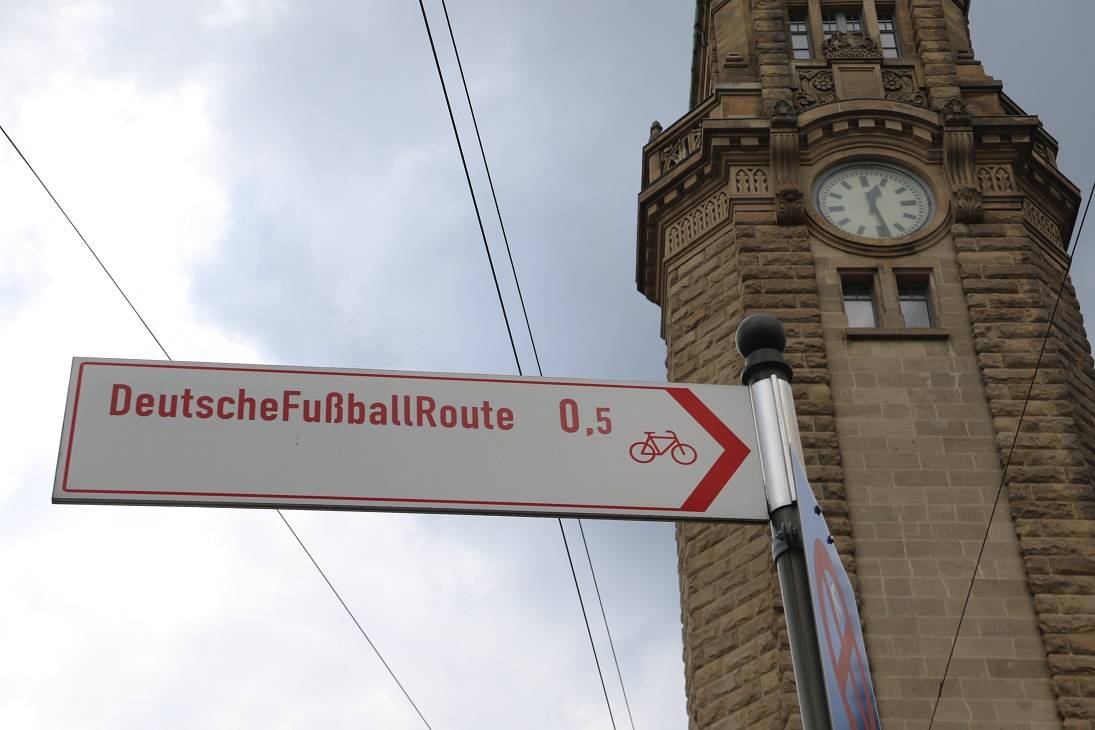 Wo bitte geht's zur Grotenburg?