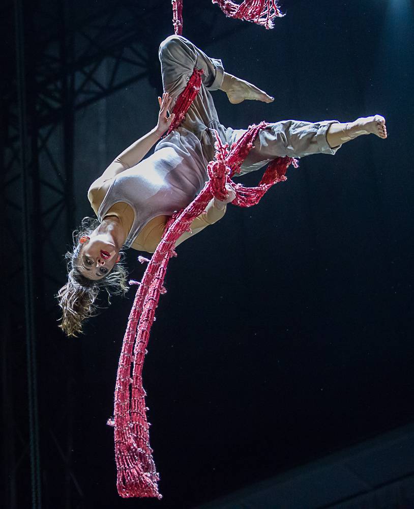  Anmutig, sensationell: Die Ukrainerin Julia Galenchyk (27) ist im Luftnetz zu Hause. 