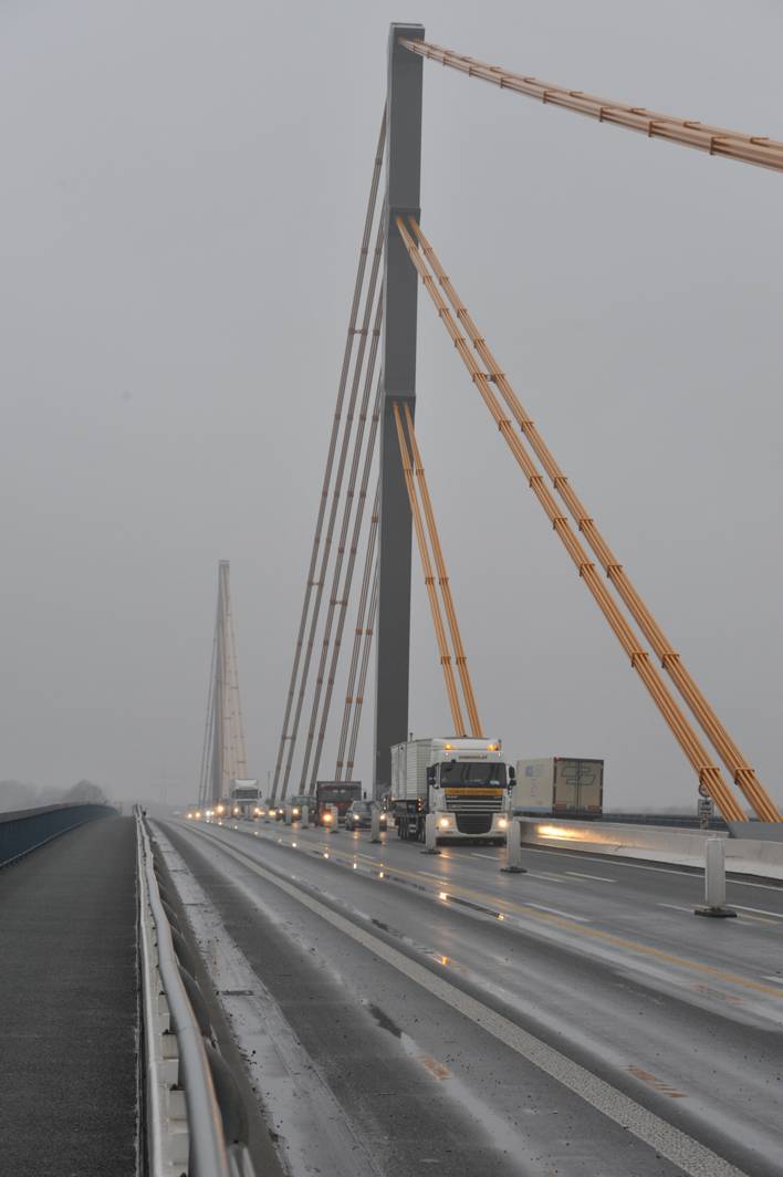 A40 auch Richtung Venlo gesperrt