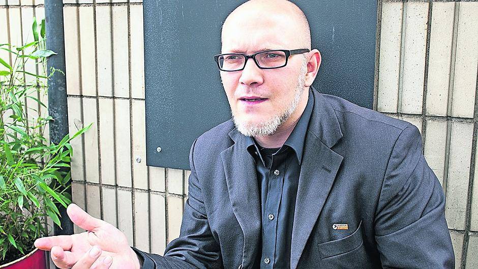  Der Fraktionsvorsitzende Marc Becker (Linke/Piraten) befürchtet eine „Schattenkoalition“ im Meerbuscher Stadtrat. 