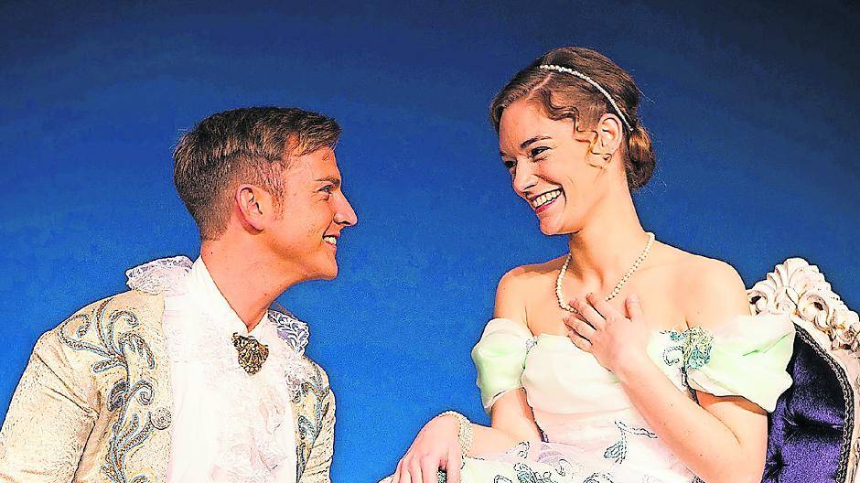 Ah ja, hier passt er also, der Schuh.