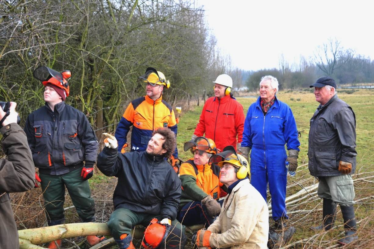 Am nächsten Samstag geht es weiter. Wer beim Baumschnitt helfen möchte, kommt am Samstag, 28. Februar, 10 Uhr zum Parkplatz Kaiser-/Kleine Warthstraße in der Rheinaue.