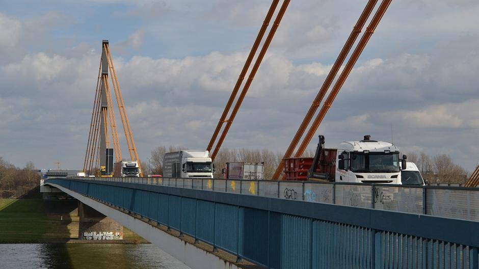 Fahrtrichtung Venlo bleibt vorerst zweistreifig