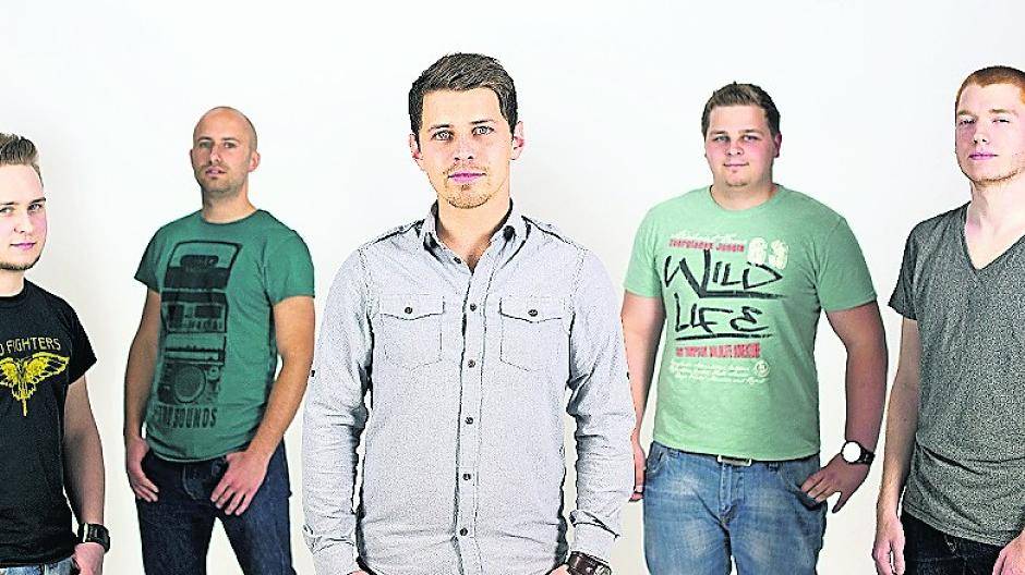 "Fools Errant" (Foto) und "The Rebel Tell Band" werden musikalisch für tolle Stimmung sorgen.