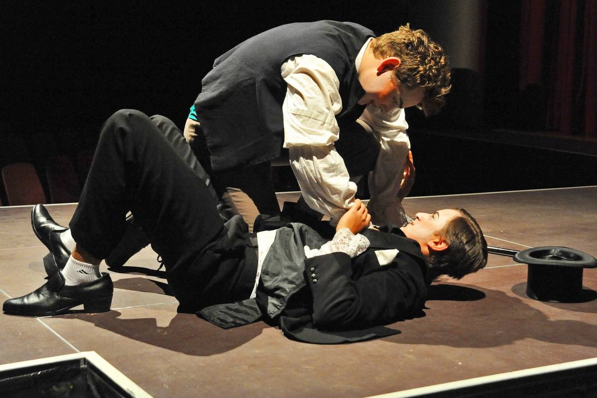  ... Kämpfe um Besitz und Vorherrschaft. 