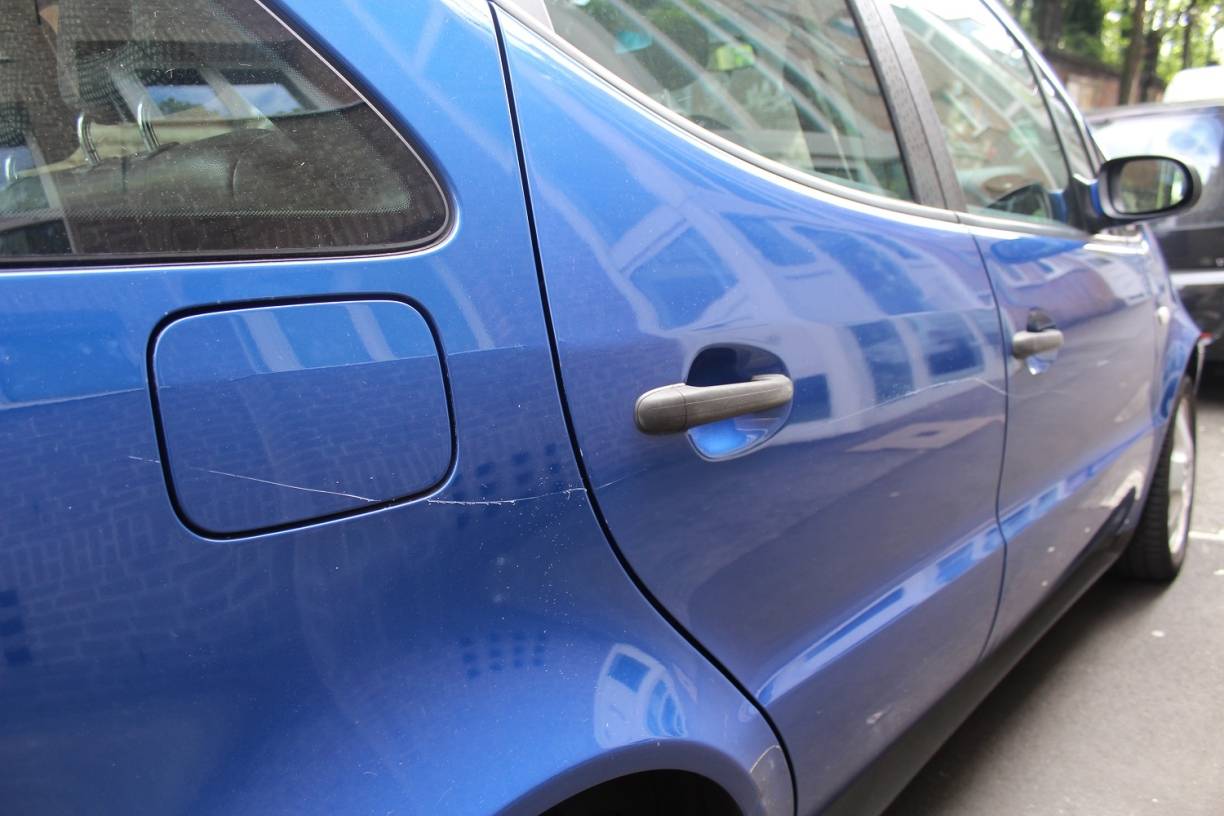 19 Autos beschädigt