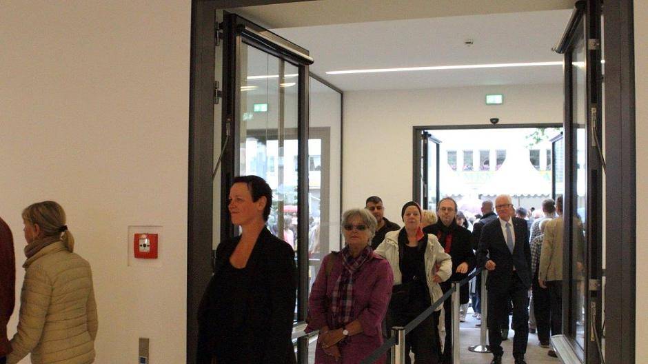 Feierliche KWM-Eröffnung