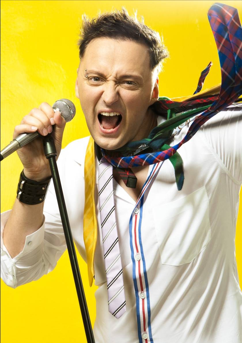 Ole Lehmann legt im Dachstudio los: Pop-Comedy: Reich, trotzdem sexy