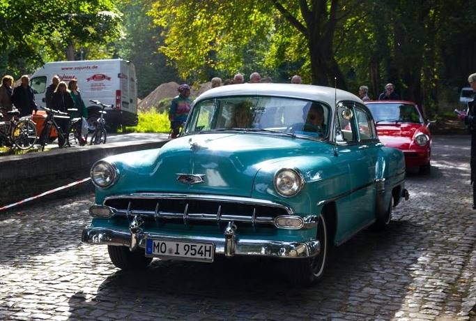 Oldtimertreffen auf Schloss Lauersfort — Jetzt anmelden!: Cars &amp; Castle 2014 - Wir lieben Oldtimer!
