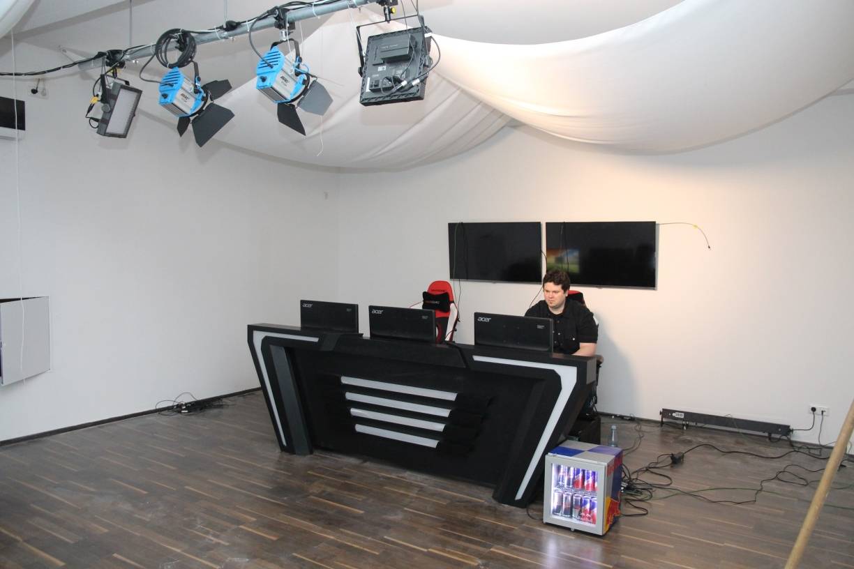 TaKeTV Studio einzigartig in Deutschland: Europas Gamer-Elite blickt nach Krefeld
