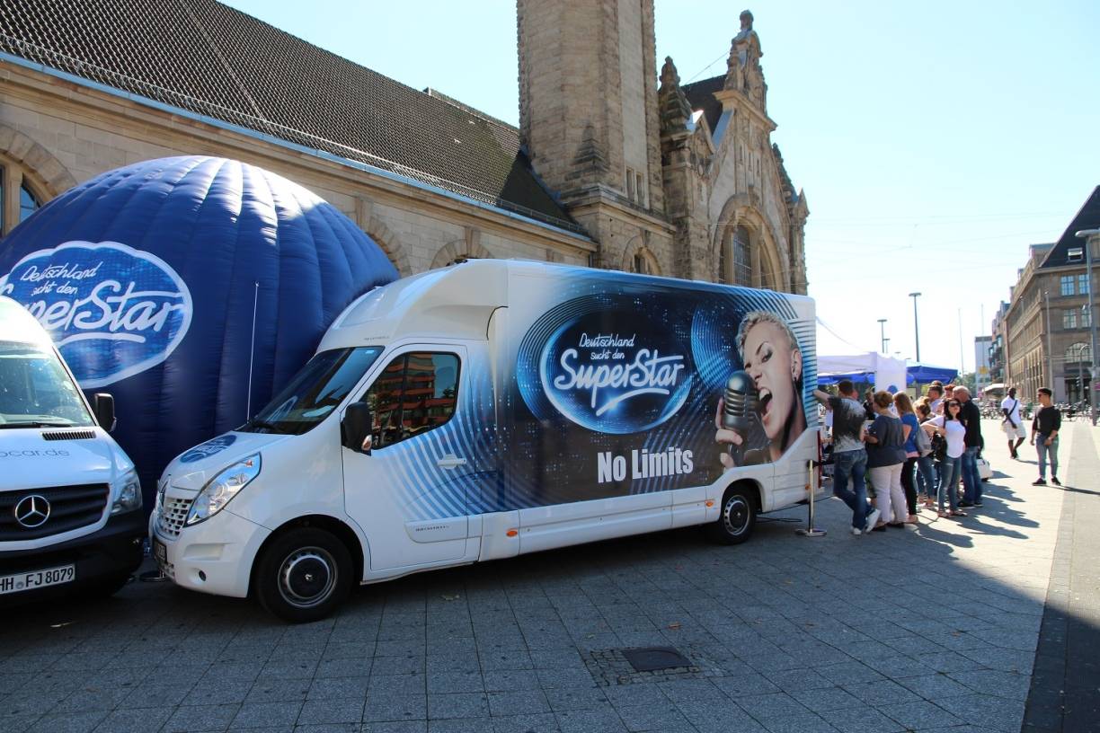 DSDS-Truck lockt Talente in Krefeld