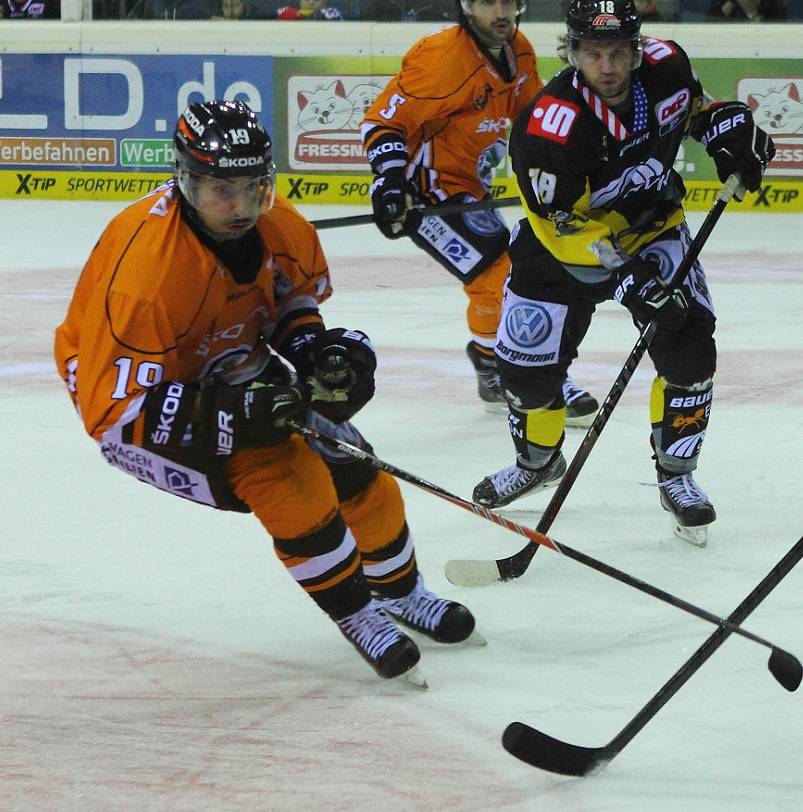 Stürmer aus Wolfsburg: Marco Rosa wechselt zu den Pinguinen