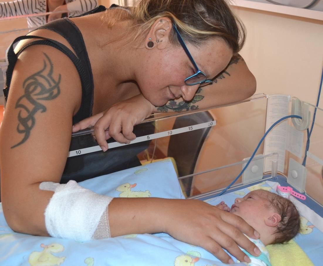 Willkommen neuer Erdenbürger: 1000. Baby im Helios - eine schnelle Porsche