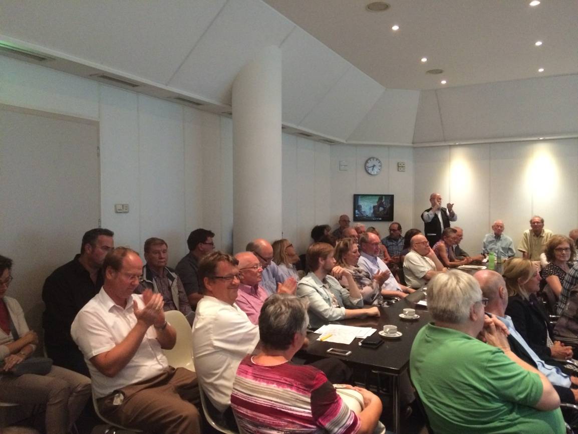  Großer Besucherandrang bei der Sitzung der Bezirksvertretung Krefeld-Mitte. 