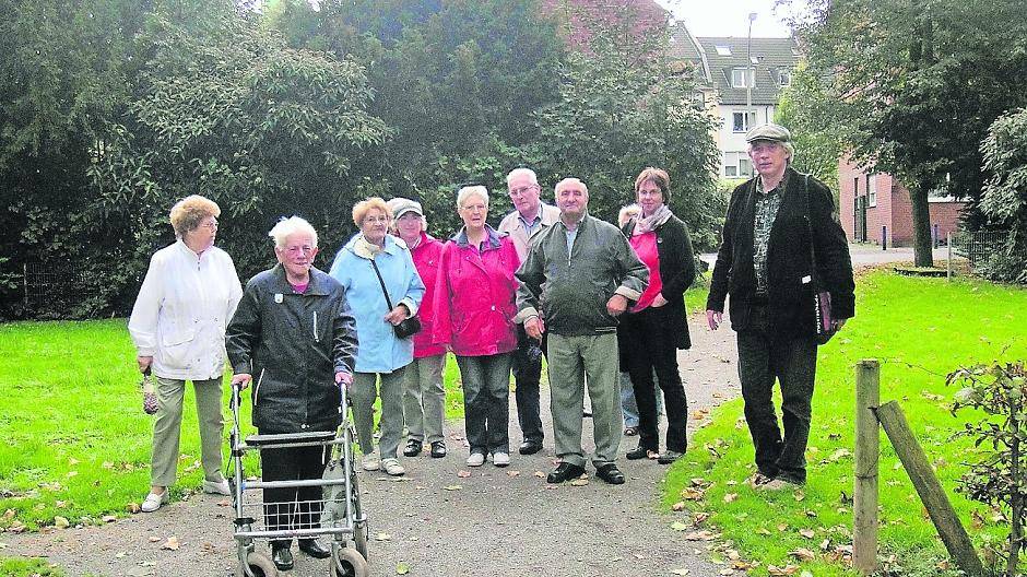Senioren „erschlendern“ ihren Stadtteil