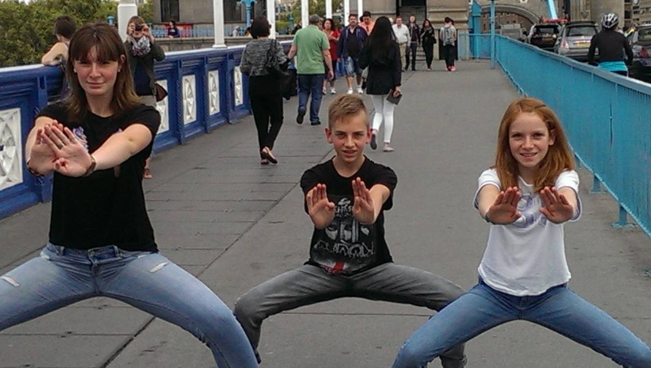 Duisburger Kampfkünstler siegen bei Weltmeisterschaft: Kickboxer-Nachwuchs holt Gold nach Hause