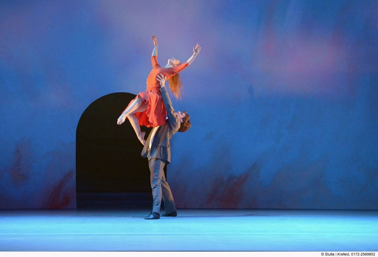 Farbenreiche Hymne auf das Leben