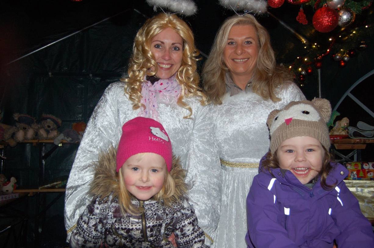 Runder Tisch - wenn Engel feiern...