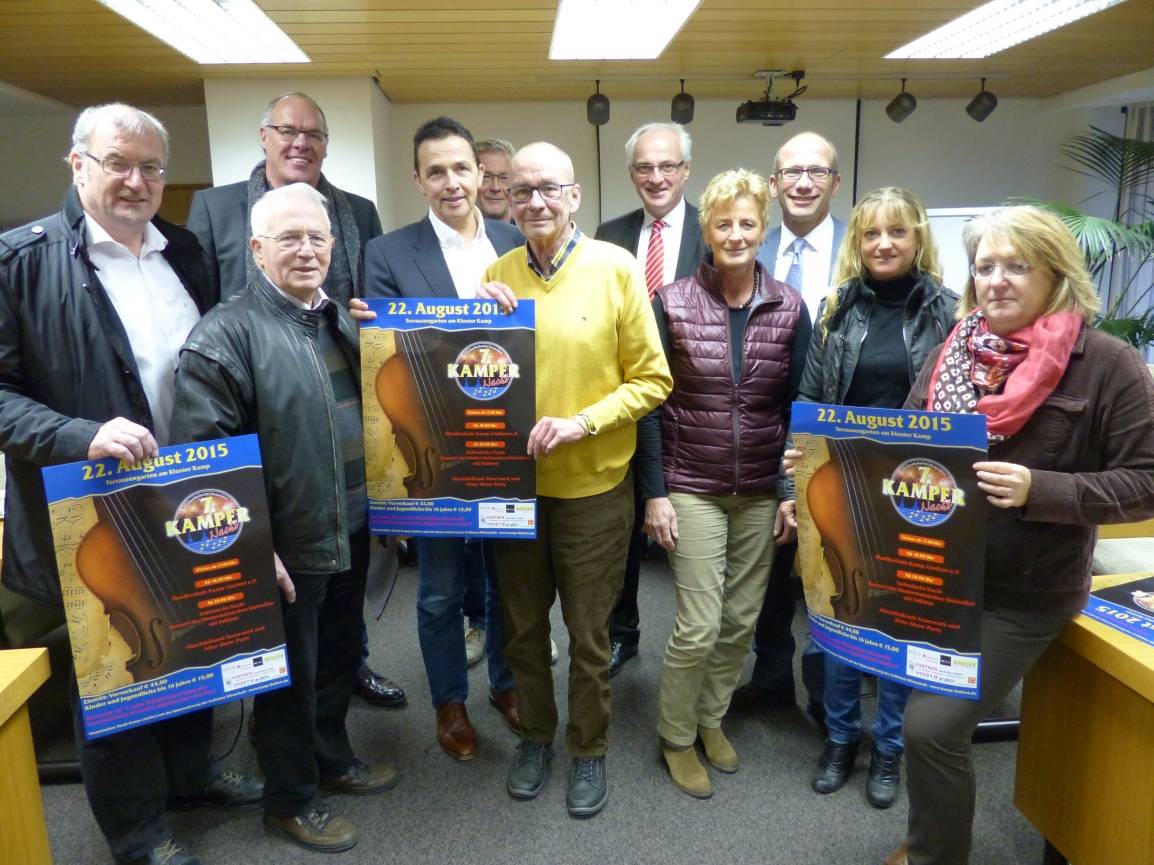 Organisatoren und Sponsoren freuen sich auf eine rauschende Kamper Nacht.