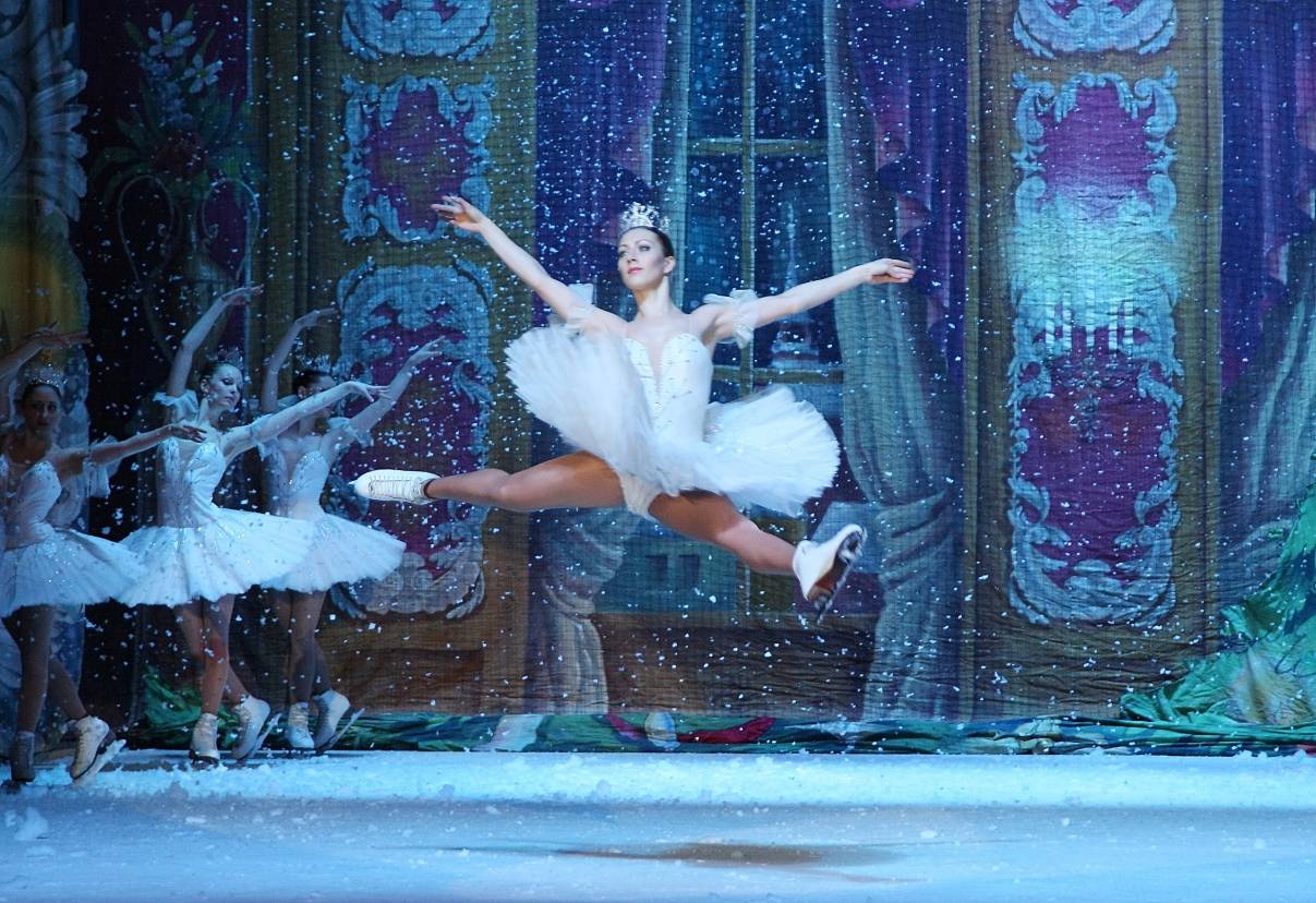 Eisballett am 27. Dezember im Königpalast Krefeld: Tschaikowskys schönstes Ballett auf Kufen