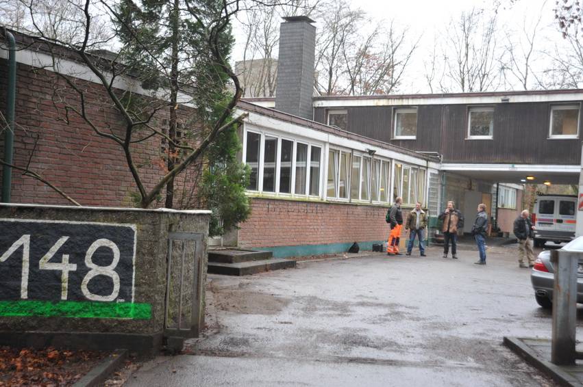  Von außen ist noch nicht so unheimlich viel passiert. 