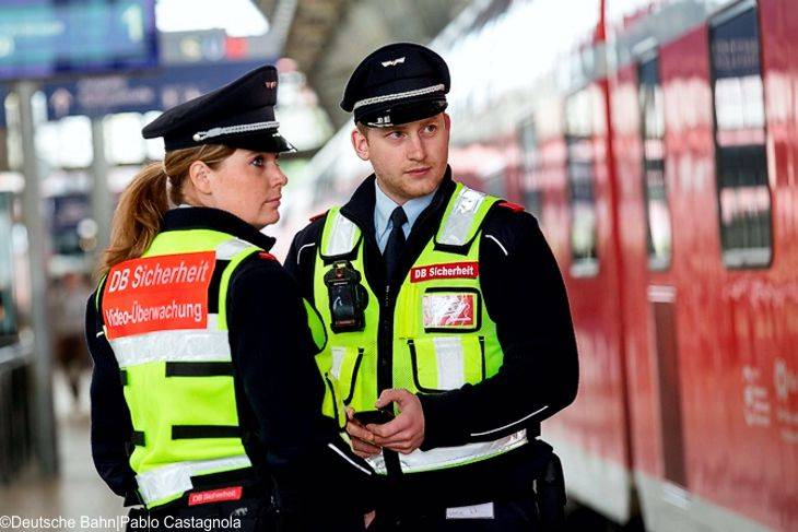 Weniger Übergriffe am Krefelder Bahnhof?: Bahn will Sicherheitspersonal einstellen