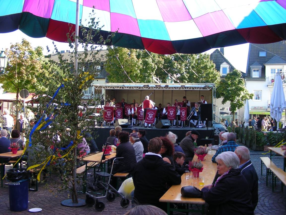 Verkaufsoffener Sonntag am 25. September: Grefrath feiert den Herbst